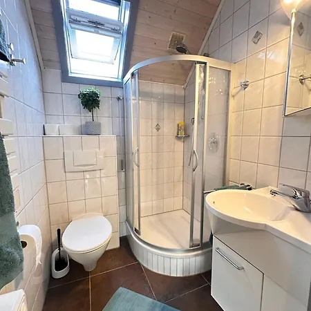 Ferienhaus-helly-natur-pur-mit-seeblick * Kemmerode